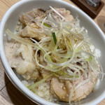 頑者 アンダーグラウンドラーメン - チャーシュー丼