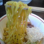 ’０９・０８・０４ アンチョビつけ麺 麺のアップ