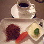 ガリエニ - チョコレートムースのデザート