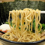 ラーメン 三亀 - 麺リフト