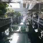 ラーメン 三亀 - 三吉橋から見た中村川