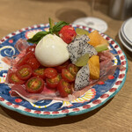 ピッツェリア・ダ・ガエターノ JRJP博多ビル店 - カプレーゼ