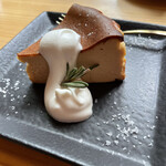 ギャラリーカフェ narairo - バスクチーズケーキ