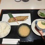 横濱屋本舗食堂 - 金はらも定食