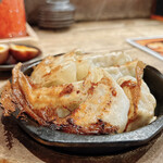 喜楽 - 鉄鍋ぎょーざ 480円