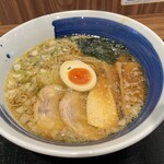 麺処直久 - こく旨しょうゆラーメン