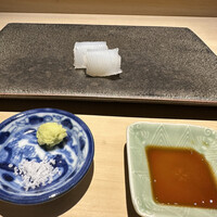 鮨たか山 - お塩で食べるいか
