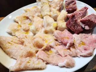 Shio Horumon Satou - 塩ホルモン盛り(大腸、小腸、上ミノ、ギアラ、和牛ハツ)
