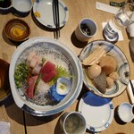 Ginjou Maguro - マグロの刺し身、三人盛り、おでんお好み、少し食べて減った飲んべいの写真で、雑でごめんどれも美味しかった