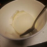 白鳥 - デザートのアイスクリーム