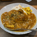 ヌードル＆スパイスカレー 今日の1番 - 本日はポークカレー