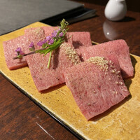 黒毛和牛焼肉 虎斑 北新地店 - 