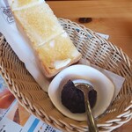 コメダ珈琲店 - 山食パンと餡子