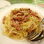 ピッコロヂヂ - 玉子とチーズとベーコンのスパゲティ