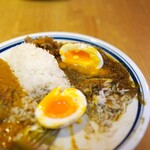 CURRY SHOP くじら - 