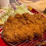 とんかつ檍のカレー屋 いっぺこっぺ - 上ロース（量の違いと聞きました…）