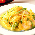 中国料理 北京 - エビと玉子の塩味炒め