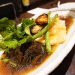 口福菜 亀吉 - 本鱒の葱生姜蒸し　香港式葱香るナンプラーソース