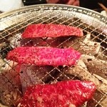 炭焼 金蔵 本店 - カルビ