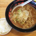 麺屋 たか虎 - 赤味噌らーめん920円＋小ライス100円