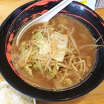 麺屋 たか虎 - 赤味噌らーめん　920円