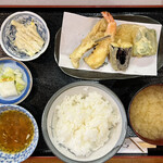 魚谷 - 天ぷら定食 940円
            ※フグ、キス、エビ、メゴチ、やさい
            2023年3月8日
