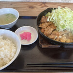 肉食堂 最後にカツ。 - 