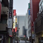 ふじ - 相変わらず看板が点いてますね