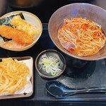 ゆで太郎 - ミニのり弁セット＋かき揚げ無料トッピング