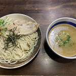 濃厚らーめんガツリ - 鶏塩ちゃーしゅーつけ麺