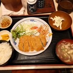 Isakanaya Miyoshi - 本日のサービス定食￥850