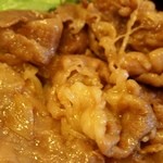 神戸牛丼　広重 - 神戸ビーフ牛丼　牛肉アップ