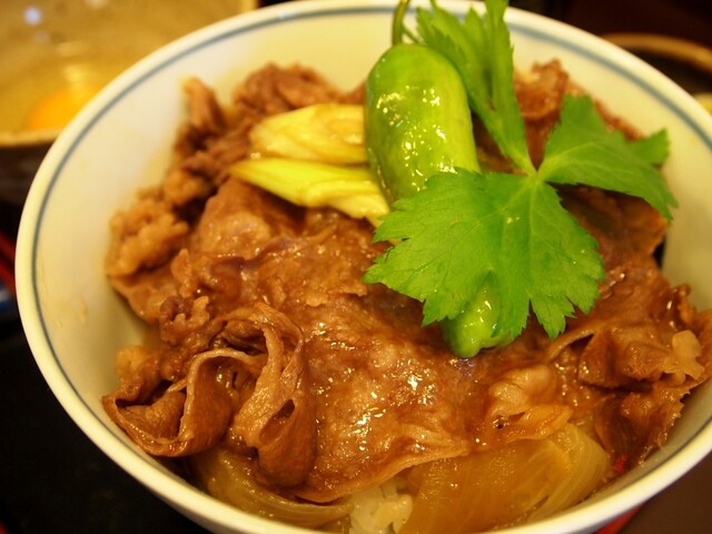 神戸牛丼 広重 三宮 神戸市営 牛丼 食べログ