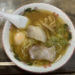 桔梗屋 - 中華 並 750円（2023年3月）生玉子 50円をトッピング