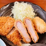 とんかつ＆エビフライ 囲炉裏 - 