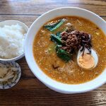 アジアンキッチン 餃子のハナハナ - 麺セット（担々麺+ご飯）850円