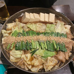 大阪 もつ鍋 PLay - 醤油味にしました。ぷりぷりモツ鍋サイコーでした！