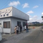 Ramenyamaki - 入店前の行列