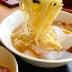喜多方ラーメン坂内 - 麺リフト