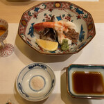 赤坂 詠月 - 手前は呉の藻塩と松前醤油