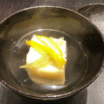 銀座うち山 - 白身魚の真薯と蕗