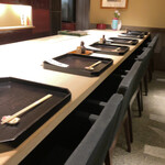 銀座うち山 - カウンター9席