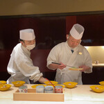 銀座うち山 - 鯛茶漬けの準備