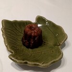 ル・ヴァンキャトル - プティ・フール（カヌレ）