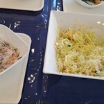 東横INN - 野菜サラダ、中華春雨