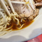 ラーメン二郎 - タレ