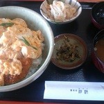 神納 - カツ丼@800