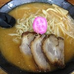 札幌らーめん問屋 - 味噌ラーメン（730円）