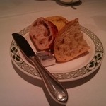 ロウリーズ・ザ・プライムリブ 東京 - 2013 7 パン これもサラダバイキング