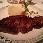 ロウリーズ・ザ・プライムリブ 東京 - 2013 7 メインのリブアイステーキ(休日ランチ限定)